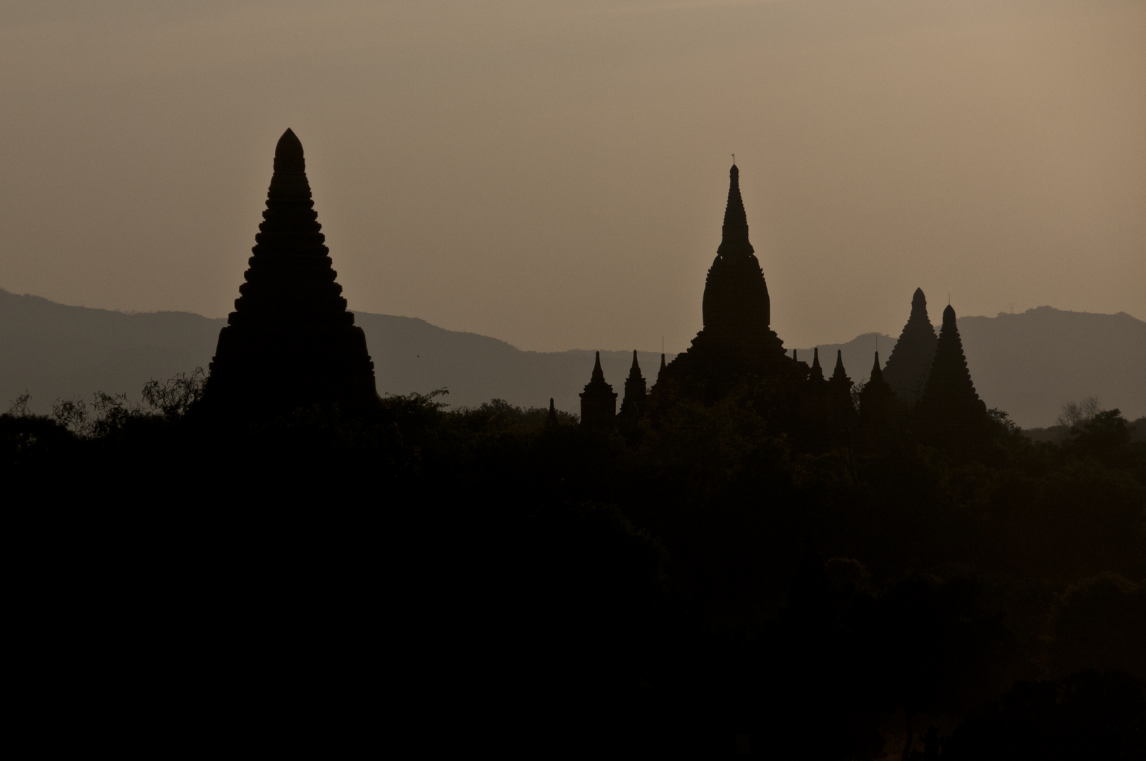 Schemen in Bagan