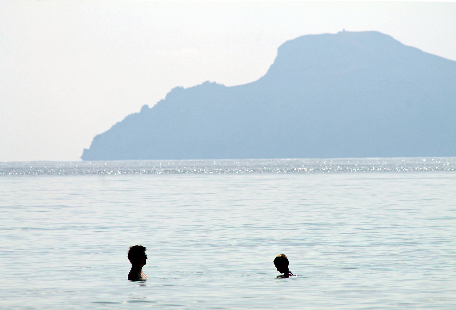 Scherenschnitt. Platja de Muro am Morgen.