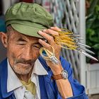 Scherenverkäufer in Yunnan