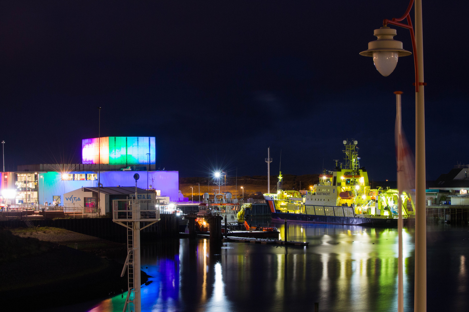 Scheveninger Hafen bei Nacht