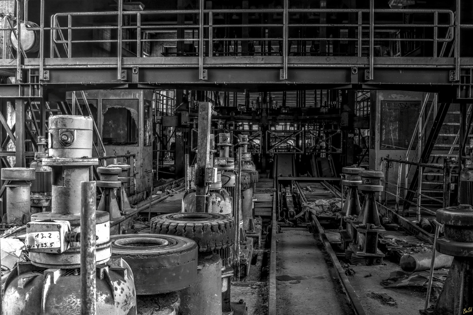 Schicht im Schacht..... Foto &amp; Bild | fotos, spezial, marode Bilder auf ...