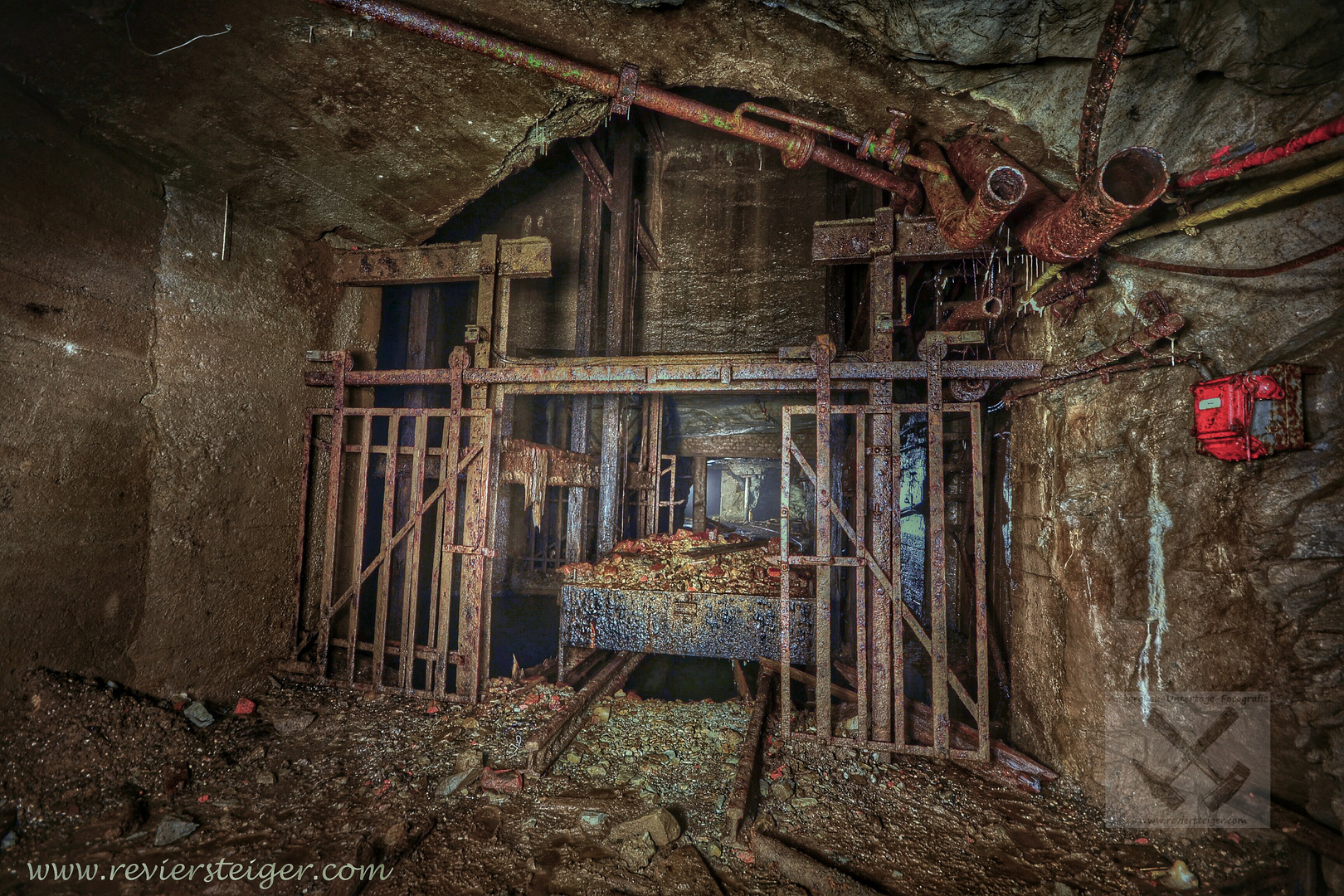 Schicht im Schacht Foto &amp; Bild | bergbau, motive, industriefotografie ...