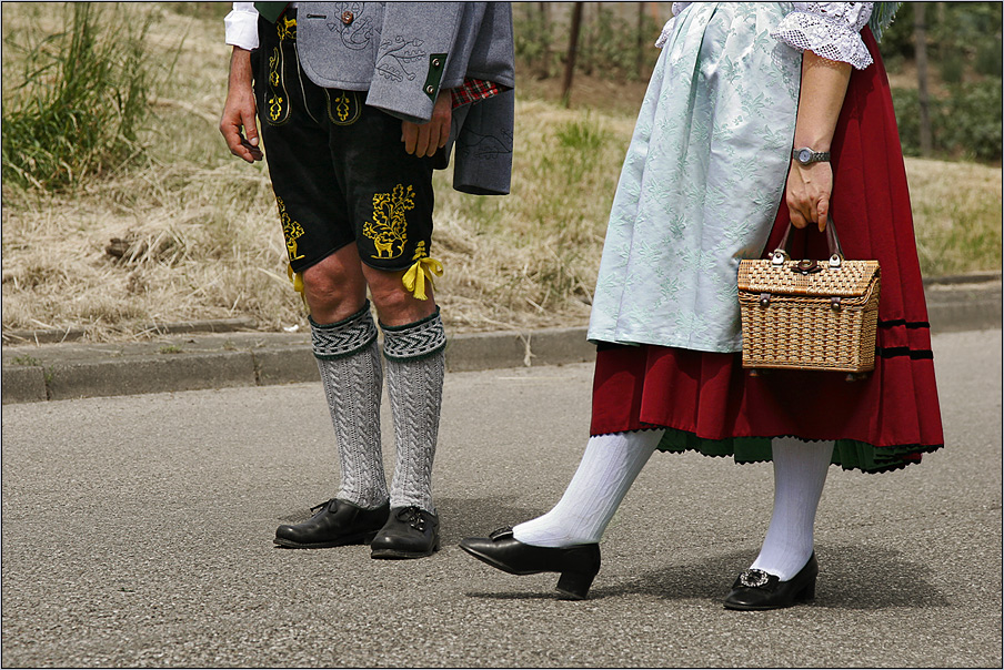 schicke Strümpf' und schöne Schuh'...