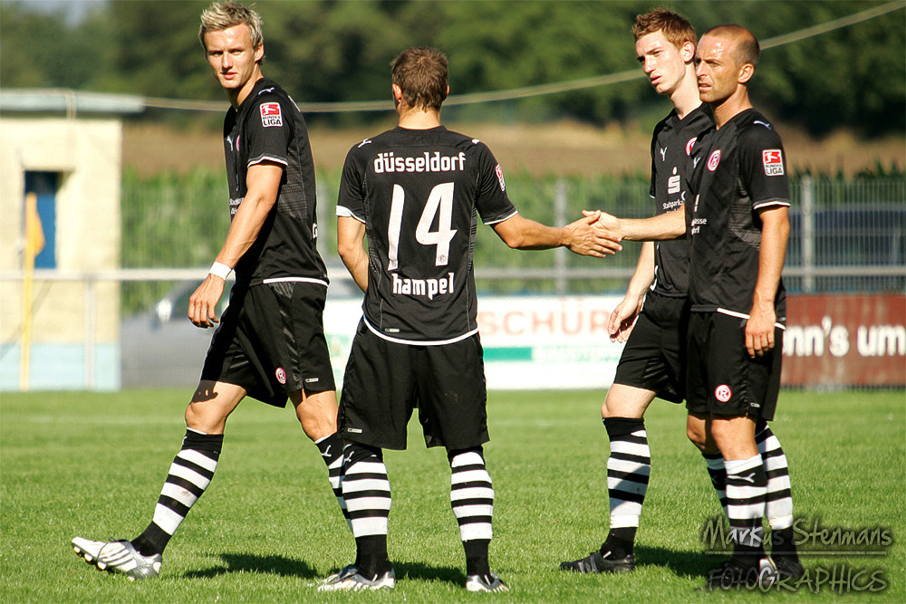 Schickes Kleidchen, Herr Hampel!