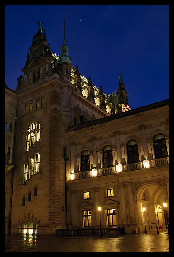 Schiefes Rathaus