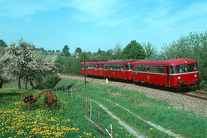 Schienenbus auf dem Klepperle