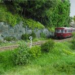 Schienenbus auf der Nebenstrecke nach Mellenbach