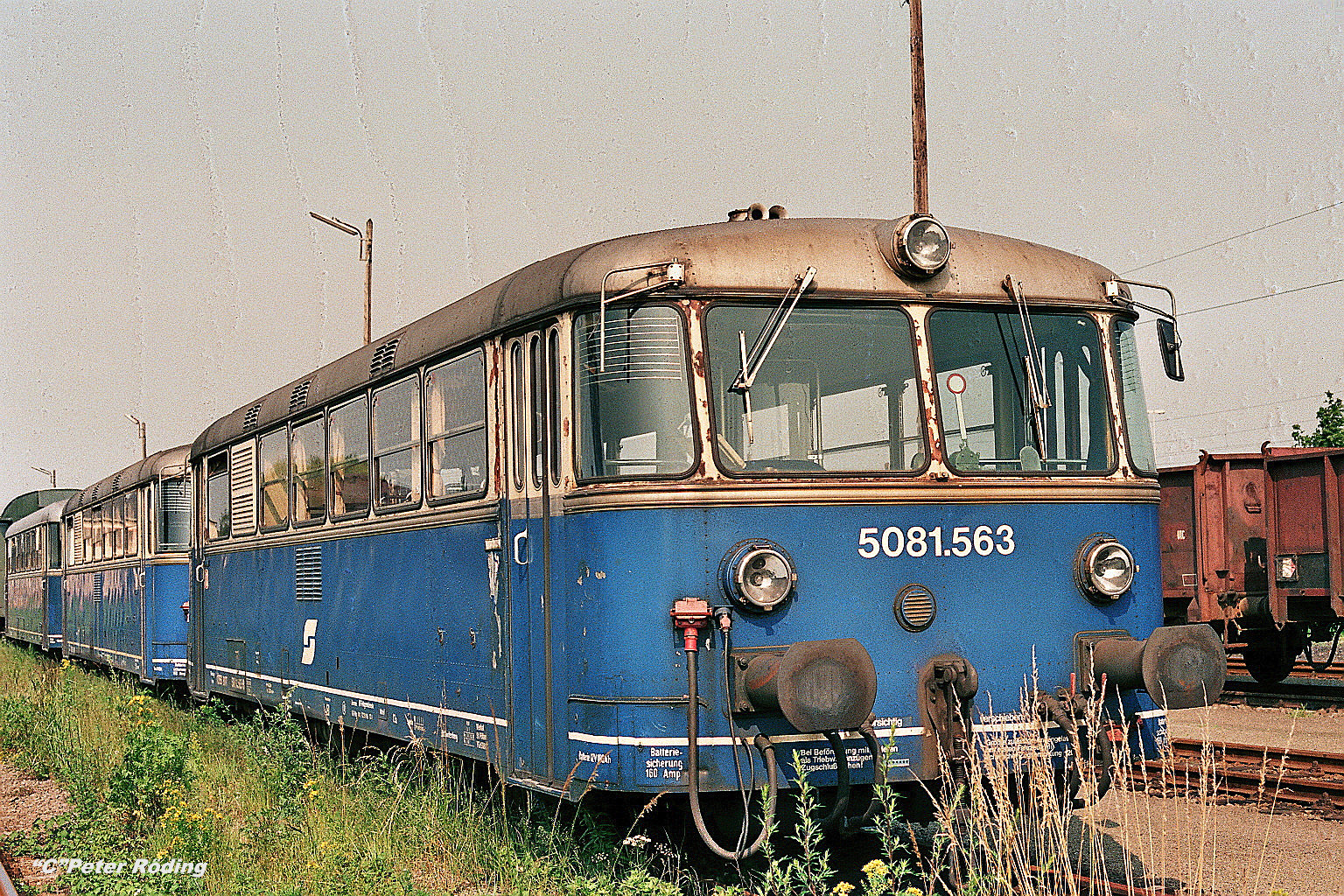 Schienenbus der ÖBB in der Zf Wels