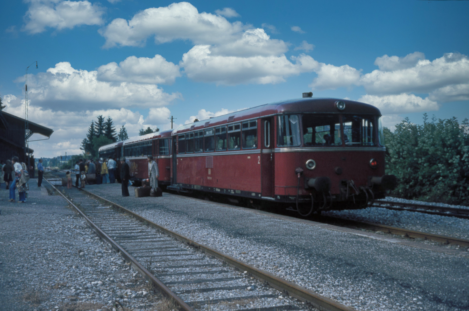 Schienenbus in Aschau 1975