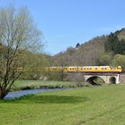 Schienenprüfzug beim Nachbarn tätig