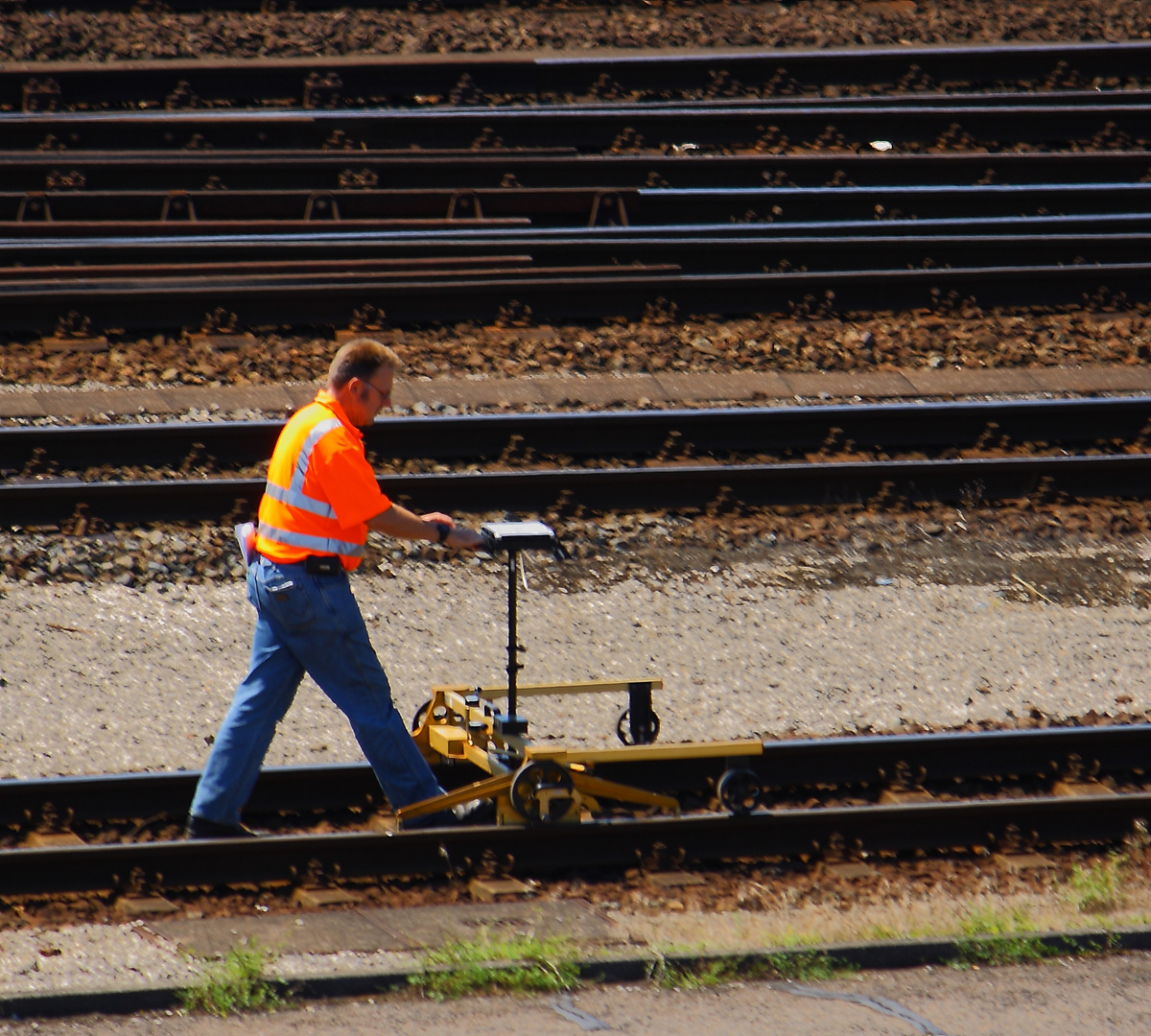 Schienensonderfahrzeug....