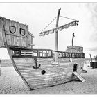 Schiff Ahoi - Spielschiff am Strand der Ostsee