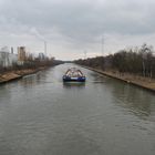 Schiff auf den Rhein Herne Kanal in Oberhausen