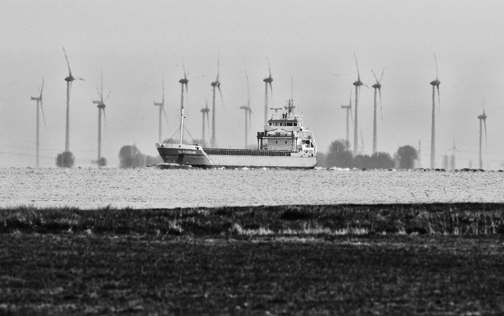 schiff auf der elbe Foto & Bild deutschland, europe, niedersachsen