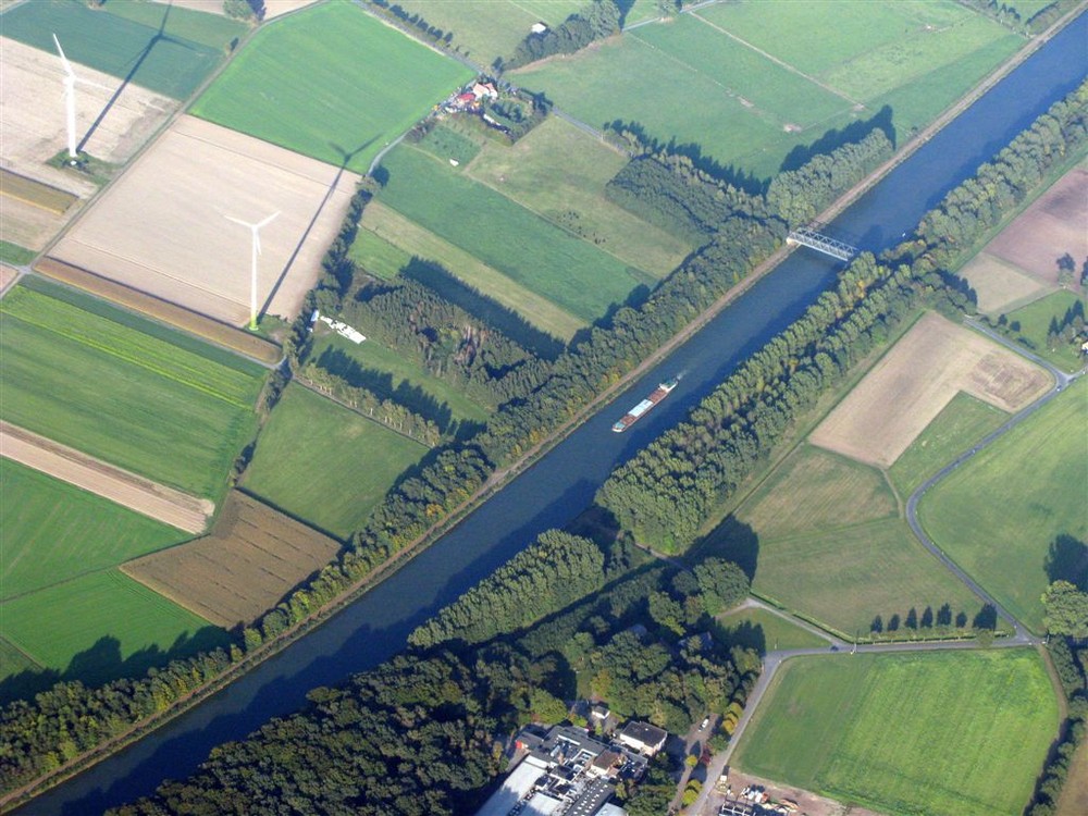 Schiff auf Mittellandkanal