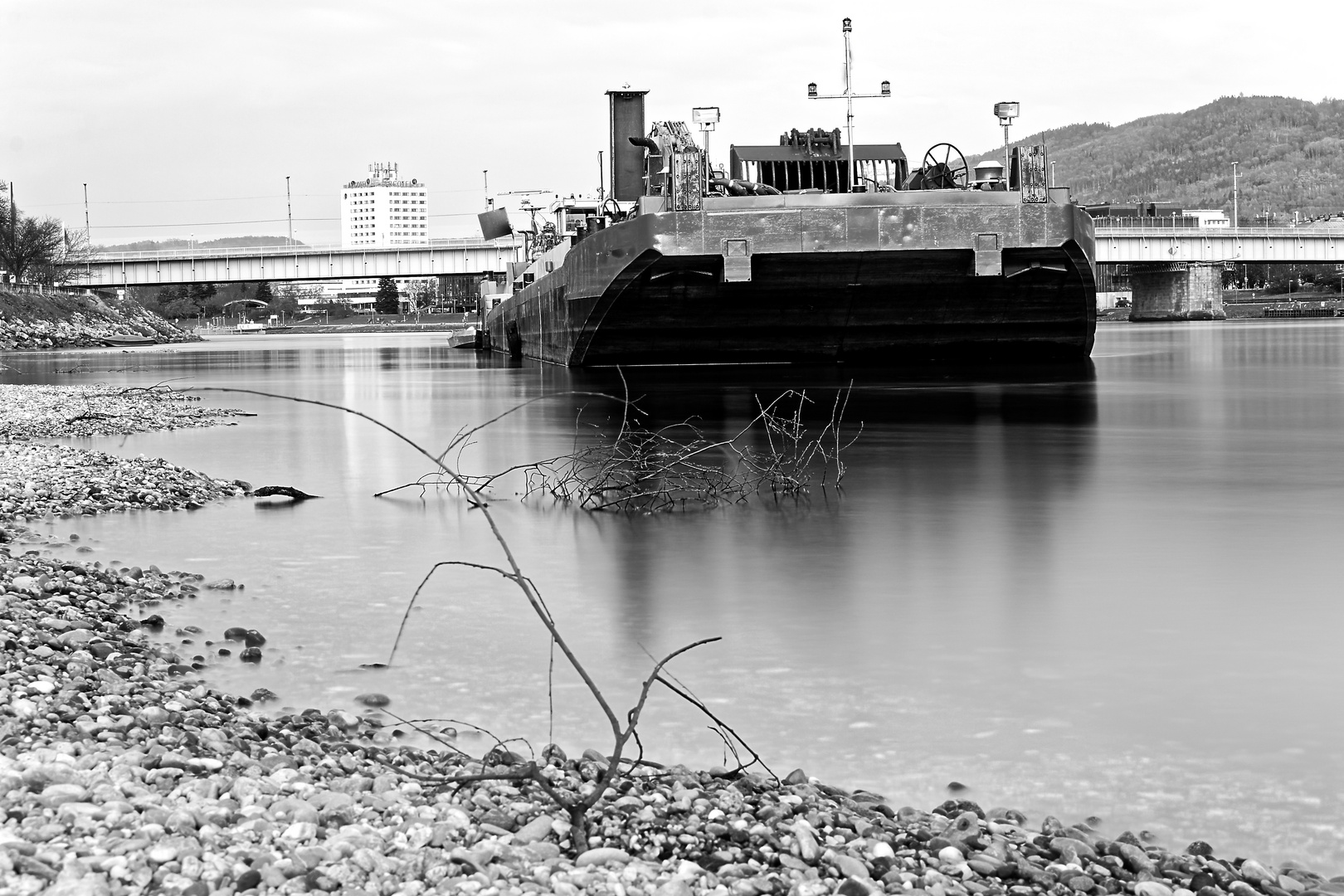 Schiff auf Wasser_Spiegel