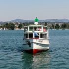 Schiff Heimat auf Kurs auf dem Greifensee /Schweiz 