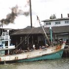 Schiff im Fischereihafen / Chumpon