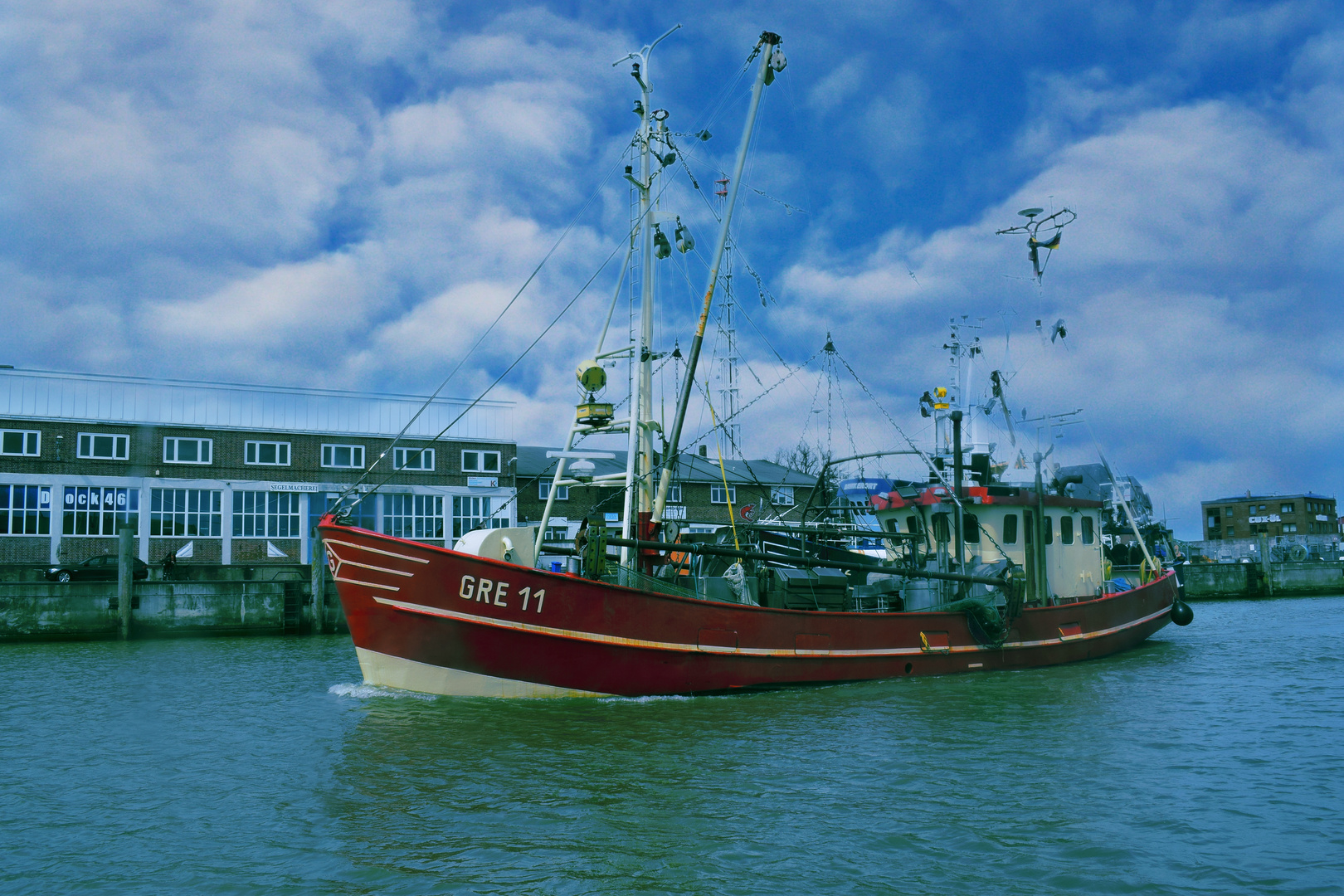 Schiff im Hafen