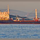 Schiff in der Bucht des Marmarameeres, Türkei