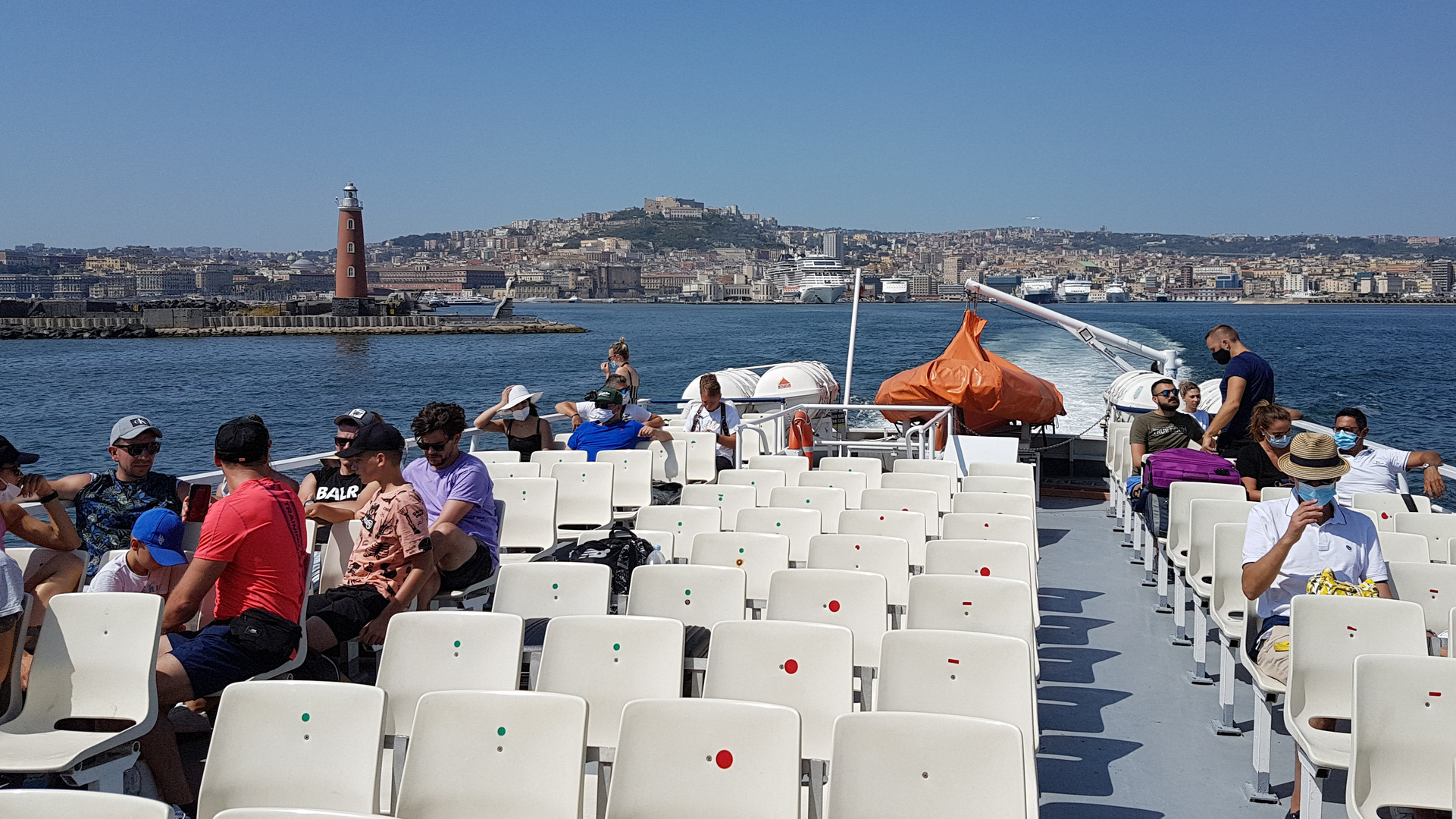 Schiff nach Capri