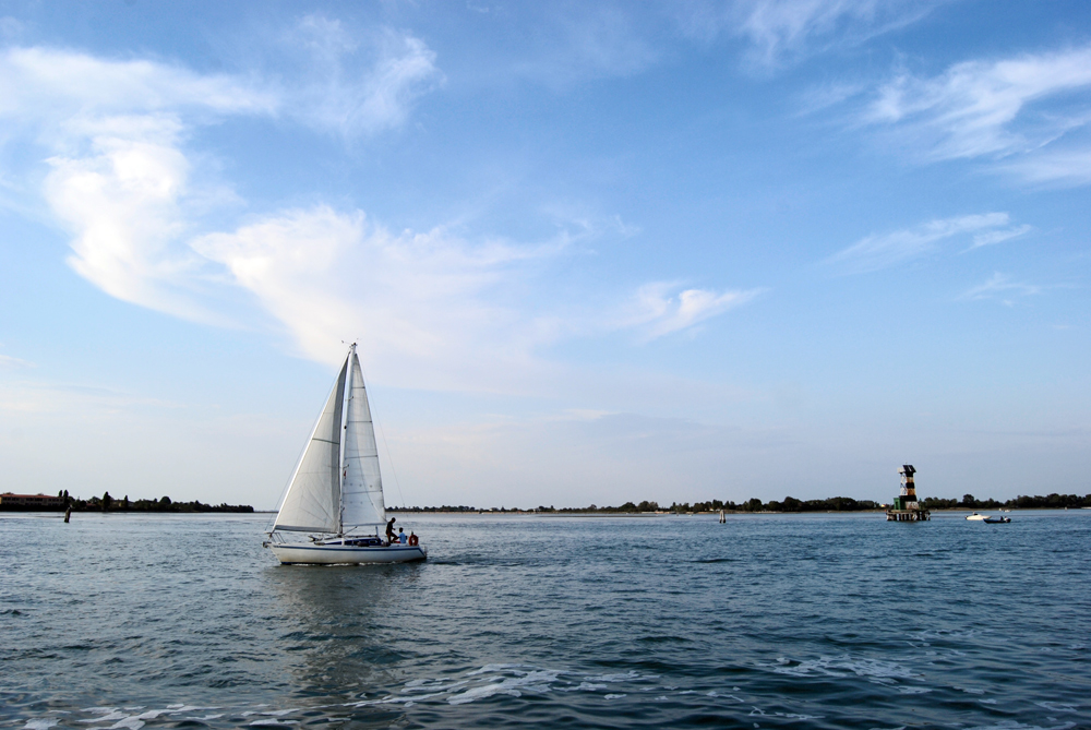 Schiff nach Venedig