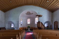 Schiff und Apsiden der romanischen Kirche von Wimmis