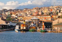 Schiffe im Goldenen Horn, Istanbul