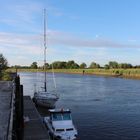 Schiffe im Hafen Schwarzenhüten .... 