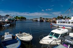 Schiffe in Hafen von Honfleur... 