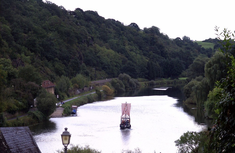 Schifffahrt auf der Lahn