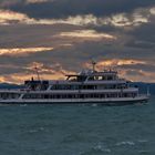 Schifffahrt im Abendrot am Bodensee