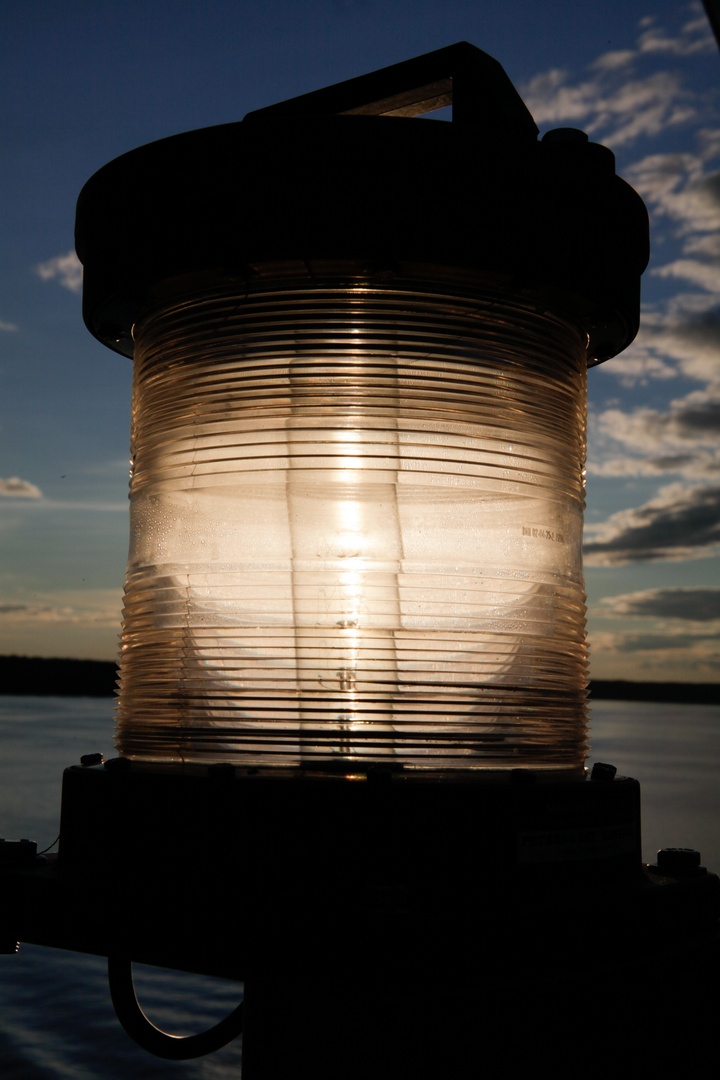 Schiffs-Lampe im Sonnenuntergang