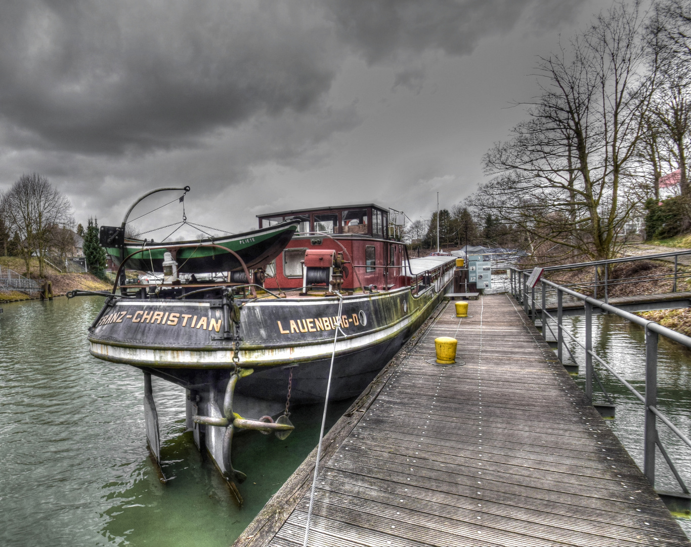 Schiffshebewerk Henrichenburg (4) Frachtschiff