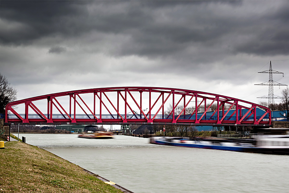 Schiffsrennen auf dem Rhein-Herne-Kanal ;-))