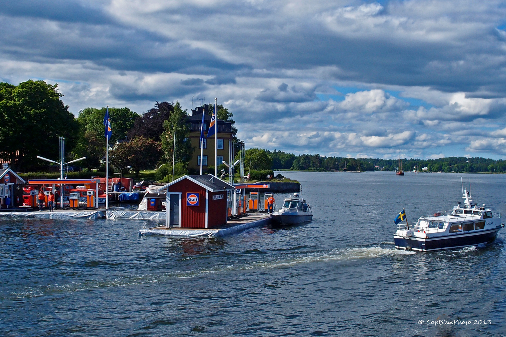 Schiffstankstelle bei Vaxholm