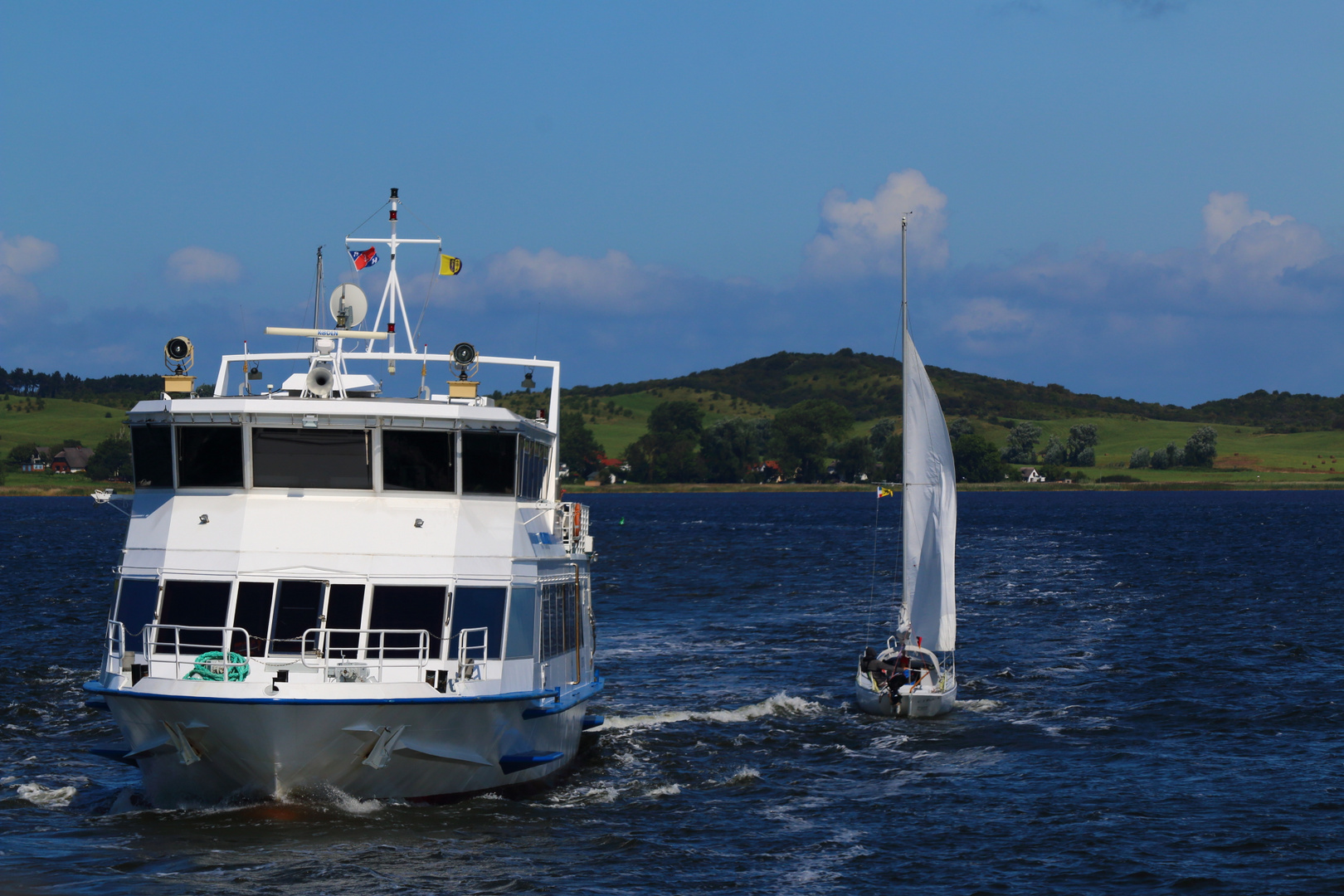 Schiffsverkehr vor Hiddensee