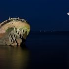 Schiffswrack der UWE vor Hamburg Blankenese