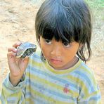 Schildkröten-Verkäuferin in Angkor