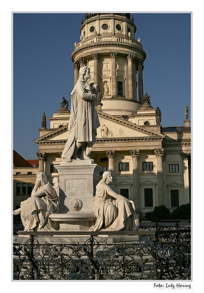 Schiller am Gendarmenmarkt