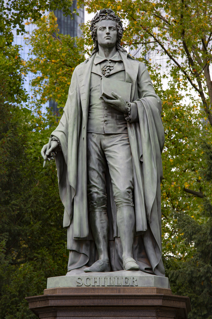 Schiller-Denkmal in Frankfurt