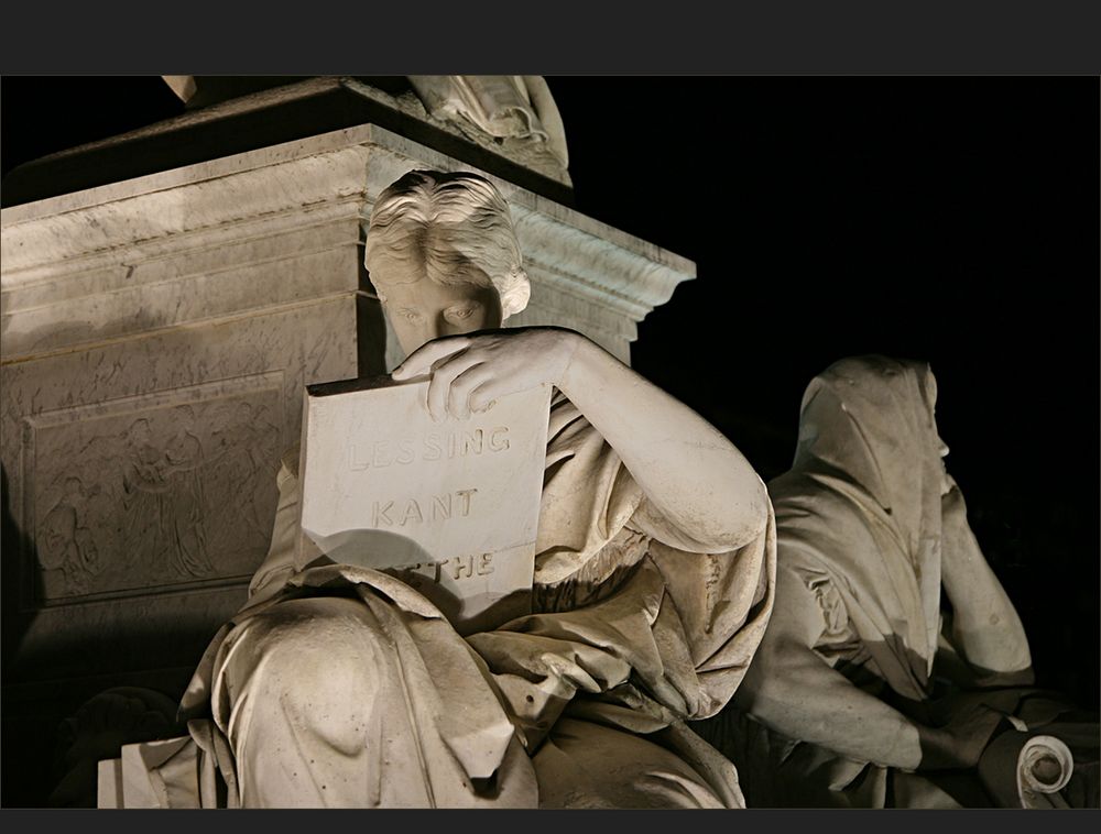 Schillerdenkmal (Allegorie der Geschichte)