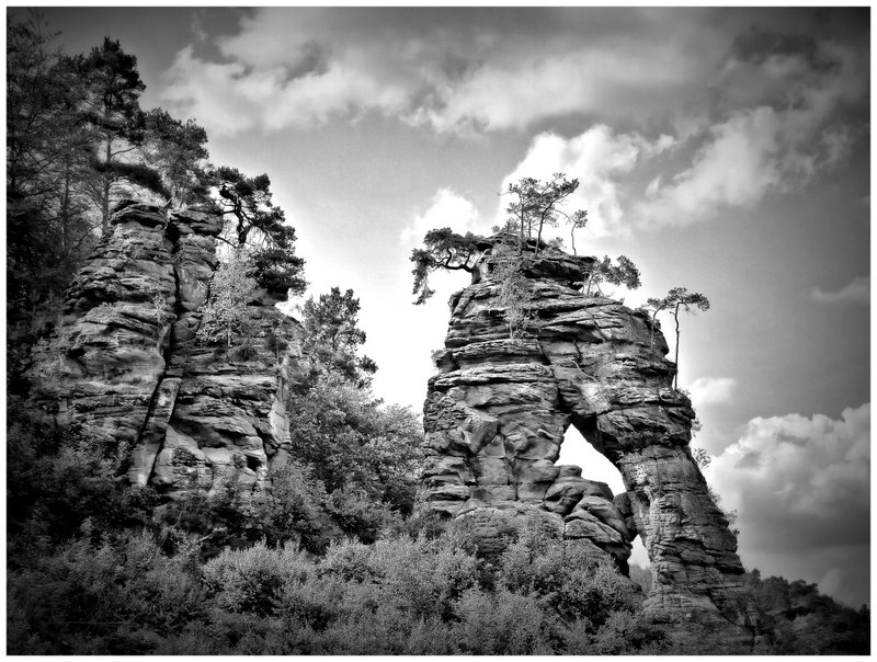 Schillerfelsen in Dahn