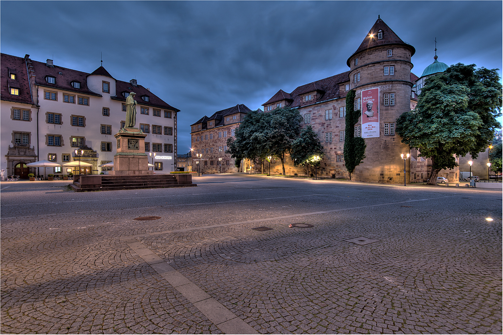 Schillerplatz + Altes Schloss