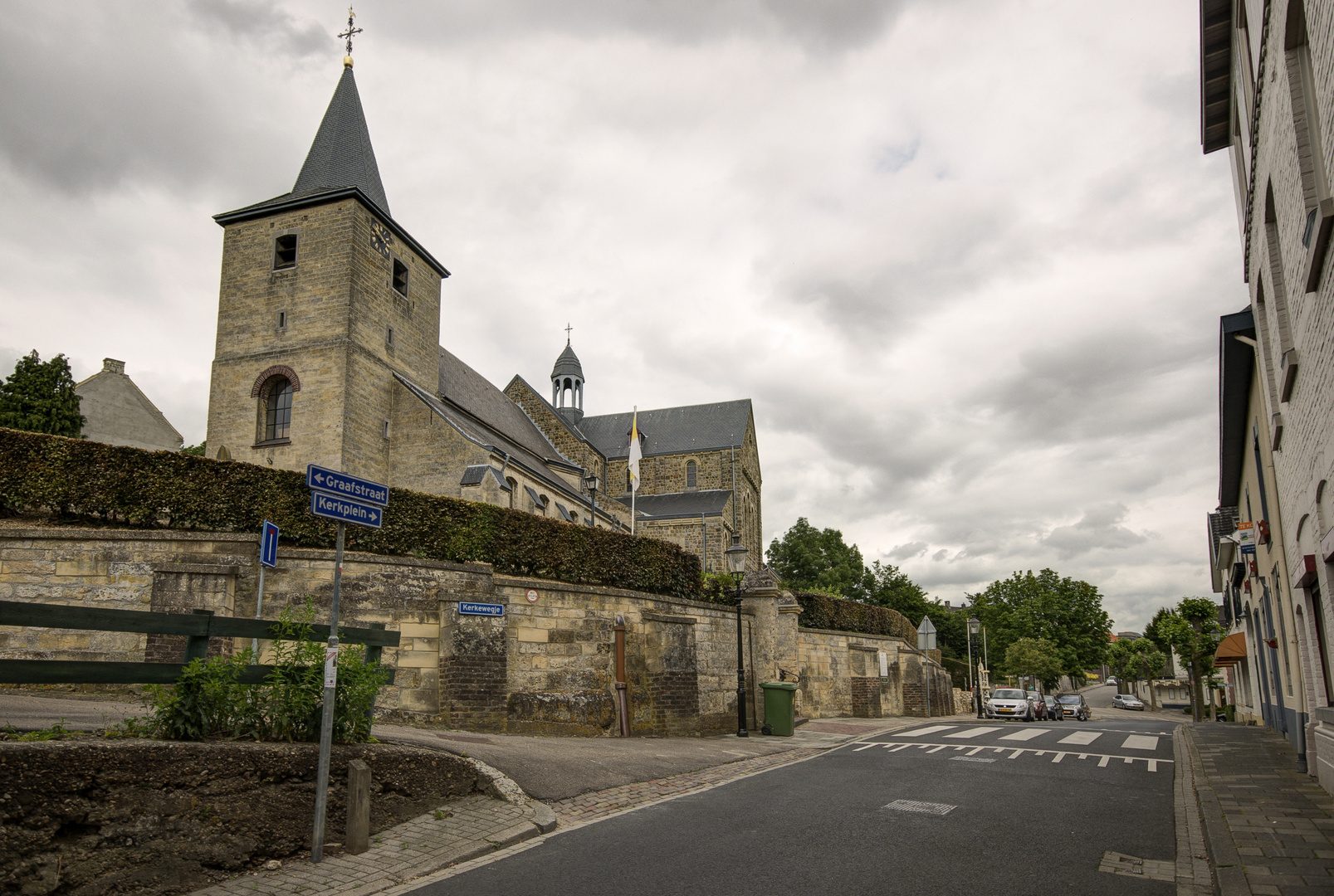 Schin op Geul - Graafstraat-Kerkewegje - Sint-Mauritiuskerk