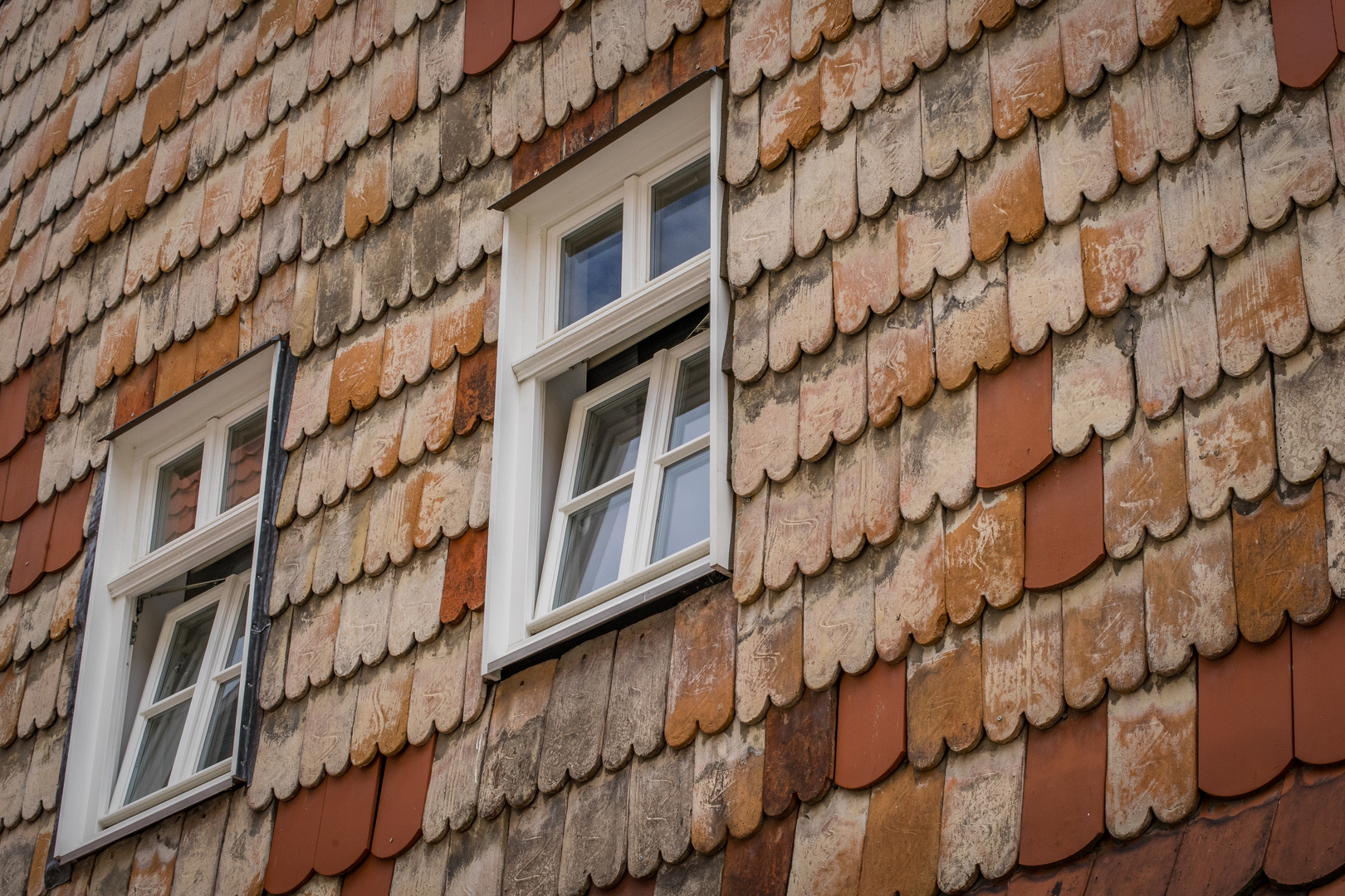 architektonische schindeln schindel preise schindeln allendorfhessen foto bild fassaden hauswand architektonische schindeln schindel preise schindeln allendorfhessen foto bild fassaden hauswand