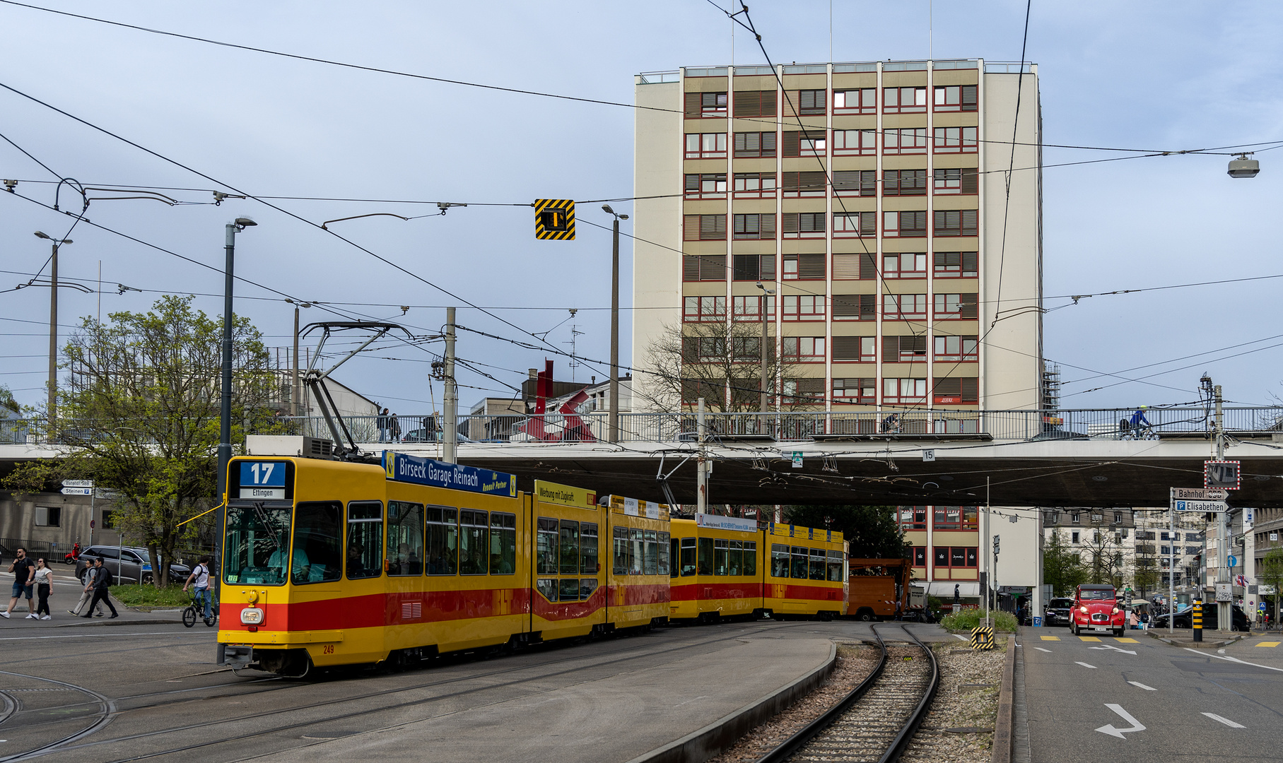 Schindlertram & 2CV