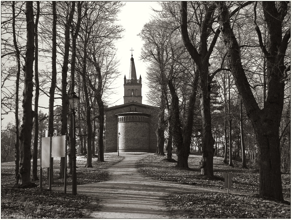 Schinkel-Kirche in Petzow