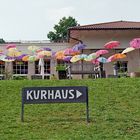 Schirmparade im Kurpark