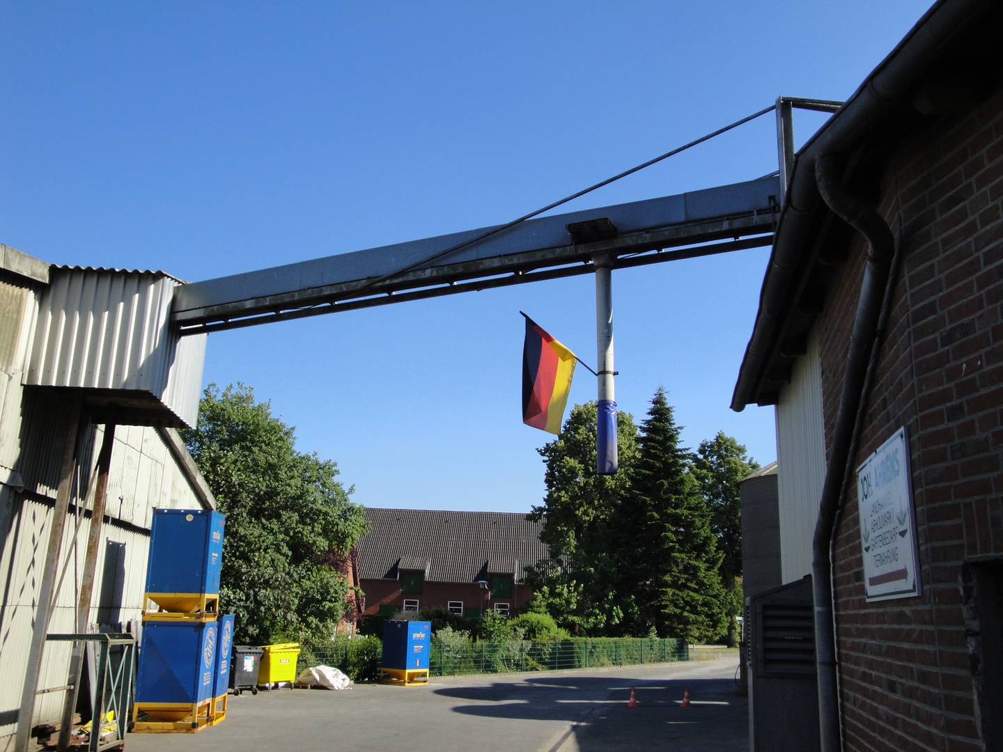 *schlaaaand - auch der Müller zeigt Flagge